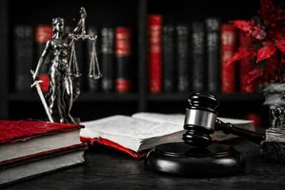 ВС разъяснил условия неприменения двусторонней реституции в делах о мошенничестве с жильём («схема Долиной») ВС разъяснил условия неприменения двусторонней реституции в делах о мошенничестве с жильём («схема Долиной»)