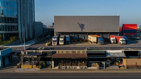 Коммерческая недвижимость России: адаптация и рост п 1 -3 кварталы 2025 Коммерческая недвижимость России: адаптация и рост п 1 -3 кварталы 2025